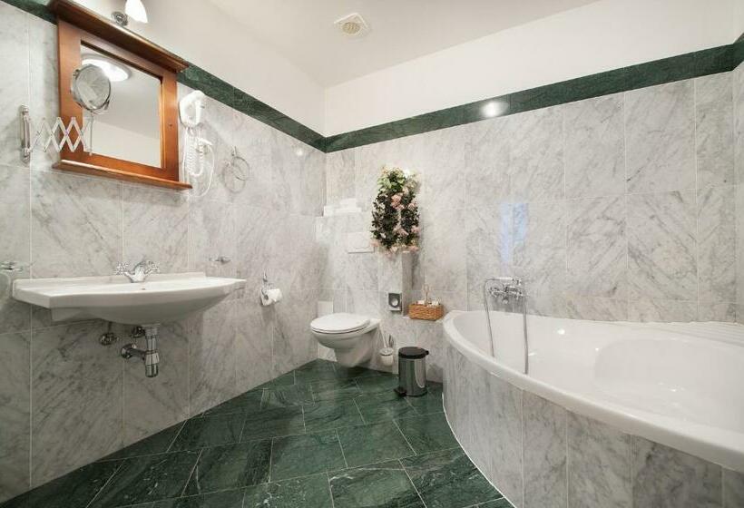 סוויטת ג'וניור, Brioni Suites