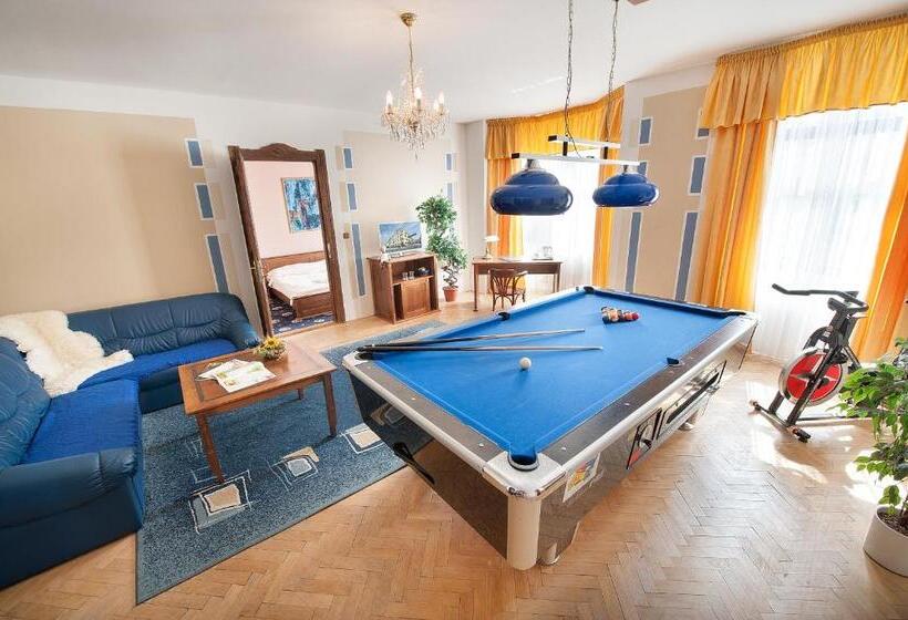 סוויטה אקזקיוטיב, Brioni Suites