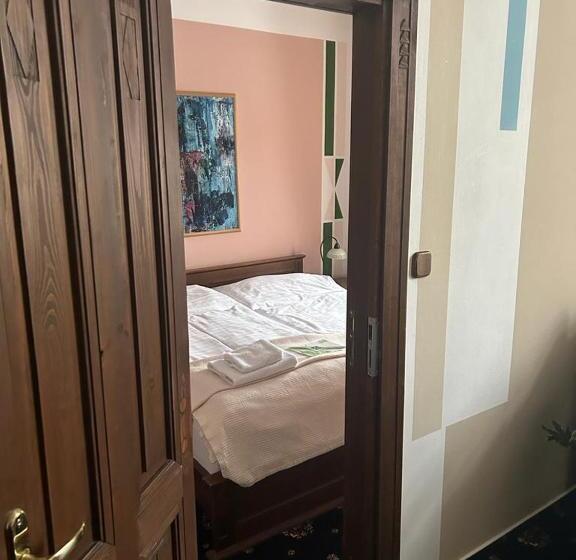 סוויטה, Brioni Suites