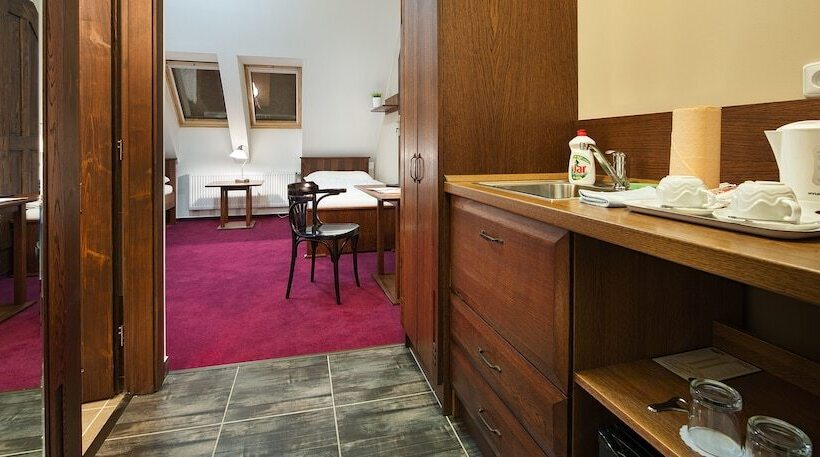 חדר דלוקס, Brioni Suites