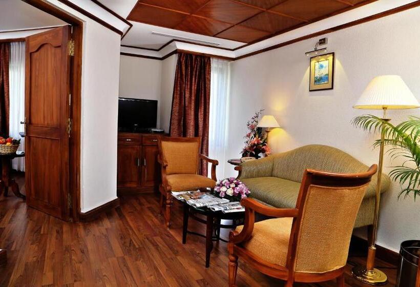 디럭스 스위트, Gokulam Park Hotel & Convention Centre