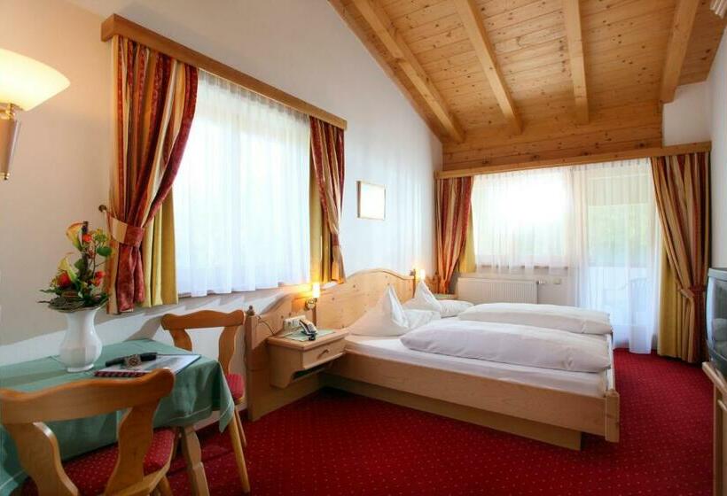 اتاق استاندارد, Alpenhotel Landhaus Küchl