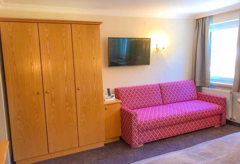 غرفة ديلوكس, Andi S Ski