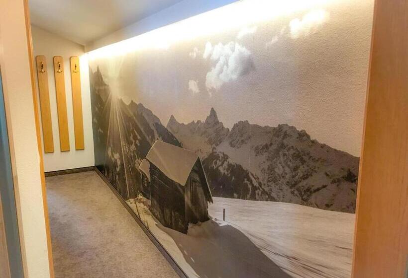 带2个卧室的公寓, Andi S Ski