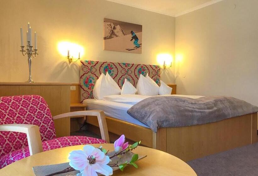 수피리어 룸, Andi S Ski