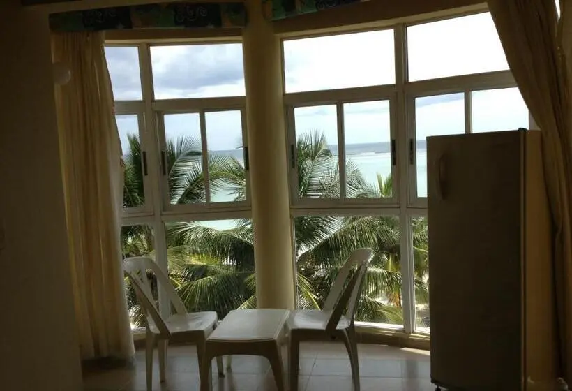 اتاق خانوادگی, Arena Coco Playa