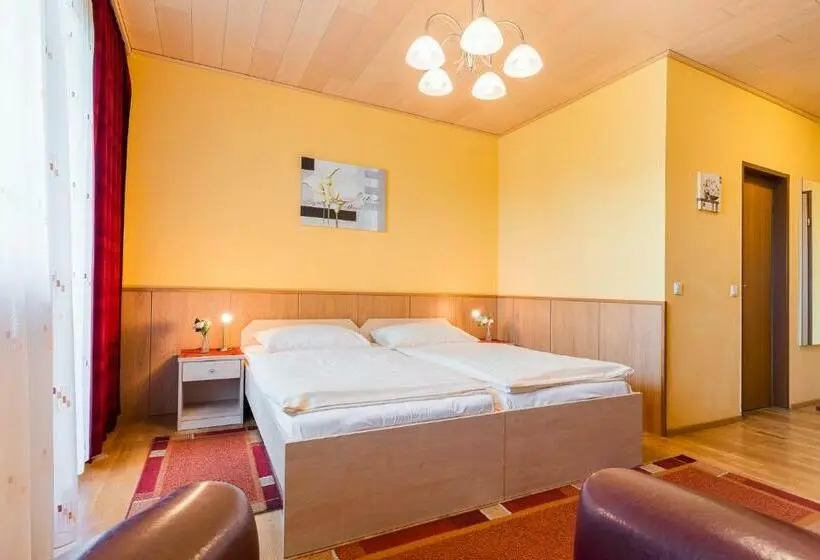 Comfort room with balcony, Garni Steinfeld