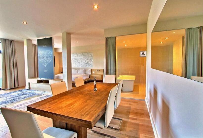 جناح إدارى, La Cache A Maxime