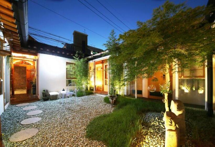 اتاق استاندارد با چشم‌انداز باغ, Nagne House Boutique Hanok