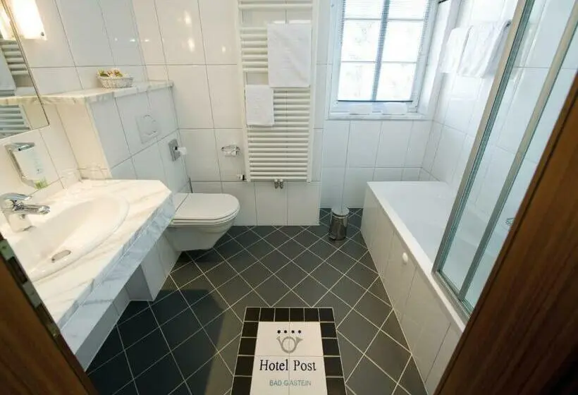 Standard Yhden Hengen Huone, Post
