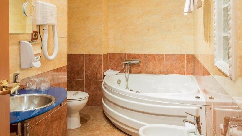 Teraslı Junior Süiti, Real de Castilla