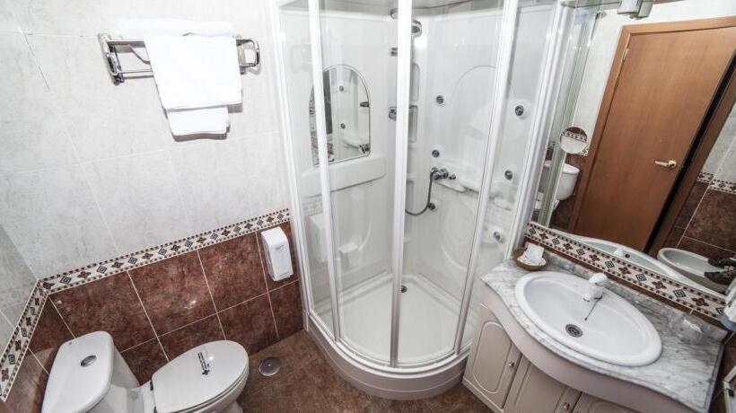 标准间, Real de Castilla