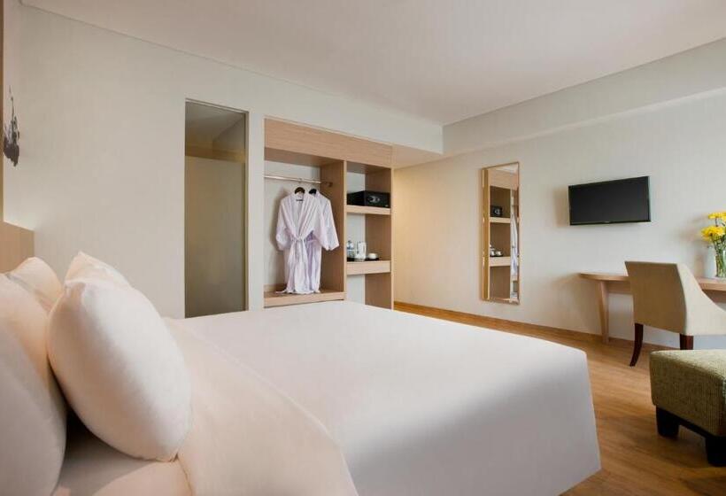 Номер Премиум, Santika Mega City Bekasi