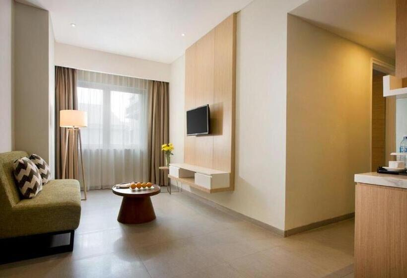 Семейный Номер, Santika Mega City Bekasi