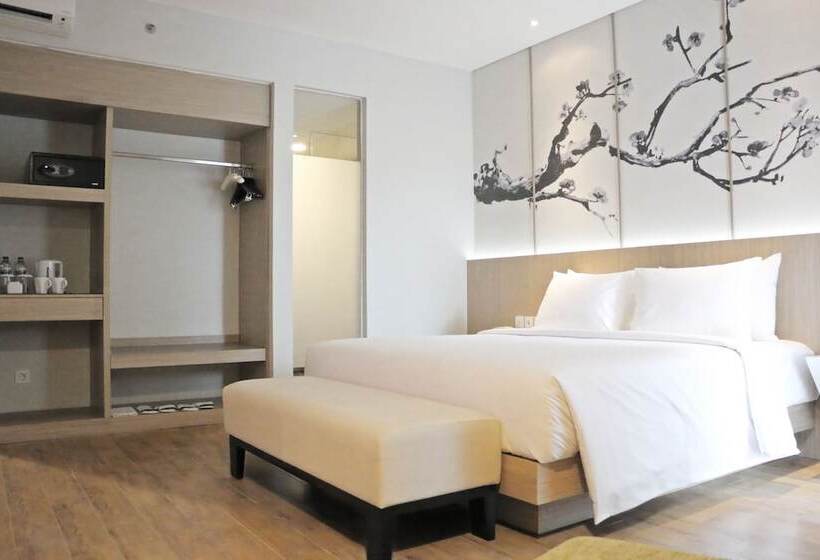 Номер Премиум, Santika Mega City Bekasi