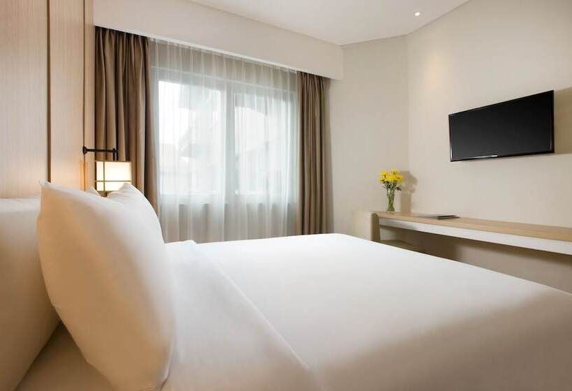 Семейный Номер, Santika Mega City  Bekasi
