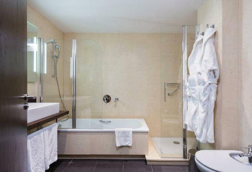 스위트, La Laguna Gran Hotel