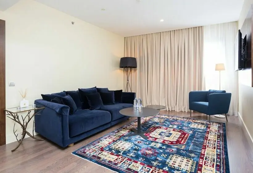 سوییت, La Laguna Gran Hotel