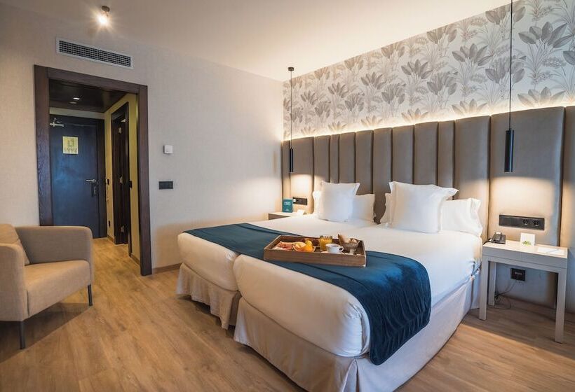 이그제큐티브 트리플, La Laguna Gran Hotel