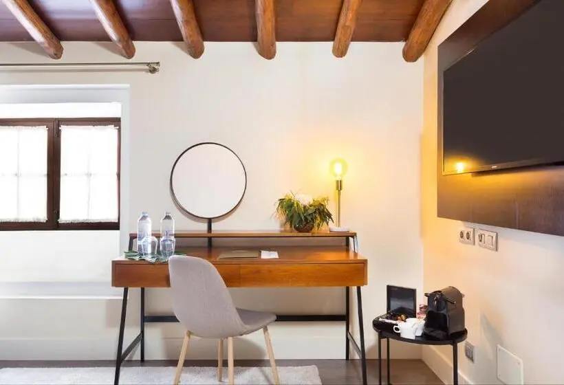 سوییت, La Laguna Gran Hotel