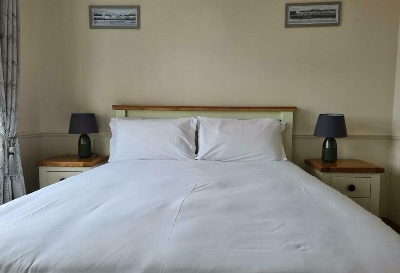 غرفة قياسية مطلّة علي البحر, Padraicins B&b