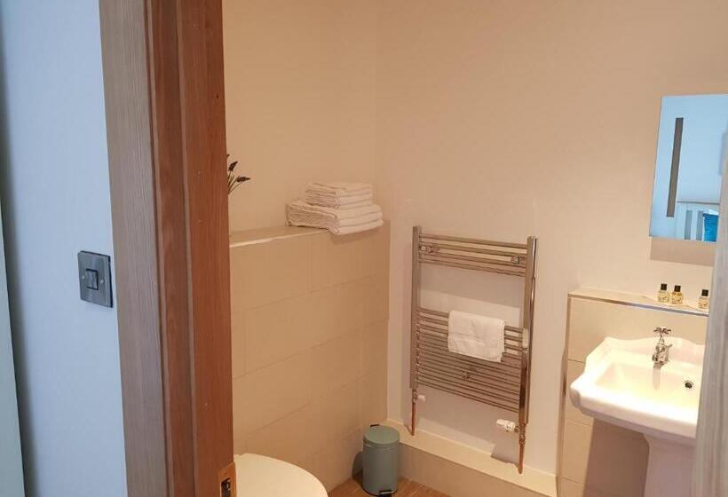 غرفة عائلية, Padraicins B&b