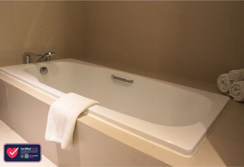 行政房间, The Luxton Cirebon Hotel And Convention