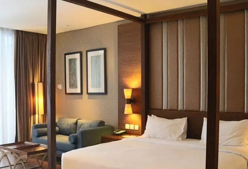 Juniorsviitti, The Luxton Cirebon Hotel And Convention