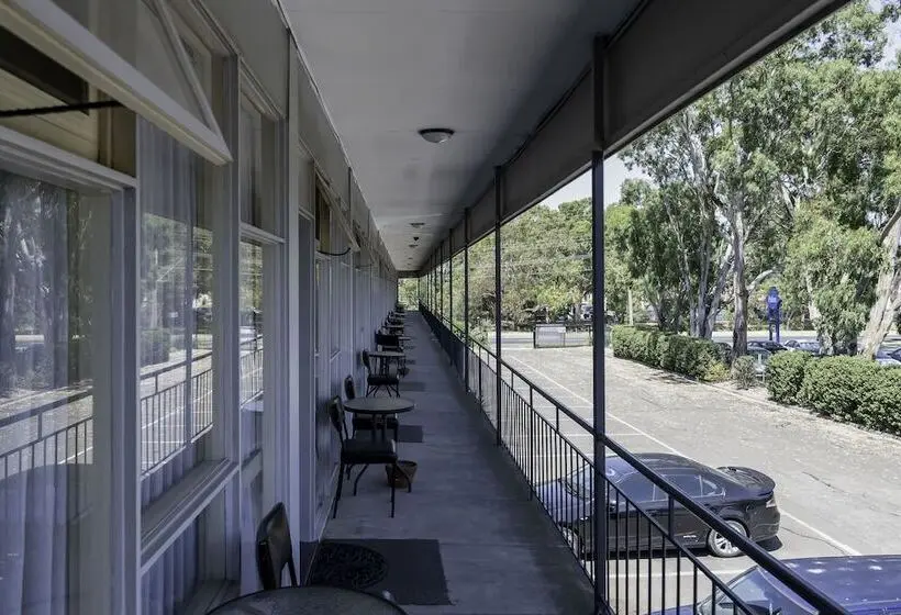 Standard Kolmen Hengen Huone, The Prince Mark Motel