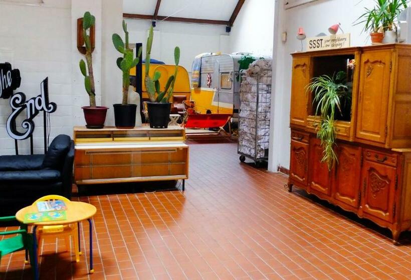 기본룸, Treck Hostel