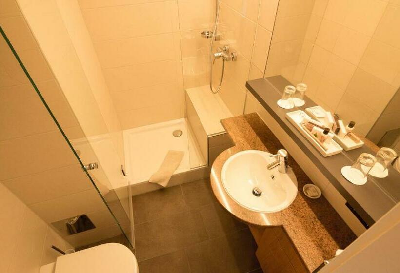 חדר סטנדרט עם מרפסת, Wohlfühlhotel Hubertushof