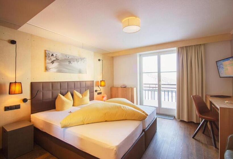 اتاق استاندارد با بالکن, Wohlfühlhotel Hubertushof