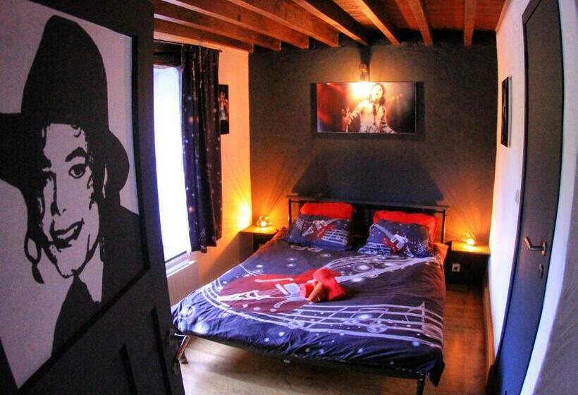 スタンダードルーム, B&b Music City