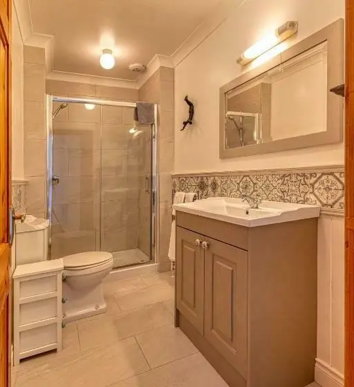 オーシャンビュースタンダードルームバルコニー付き, Shearwater Country House Accommodation