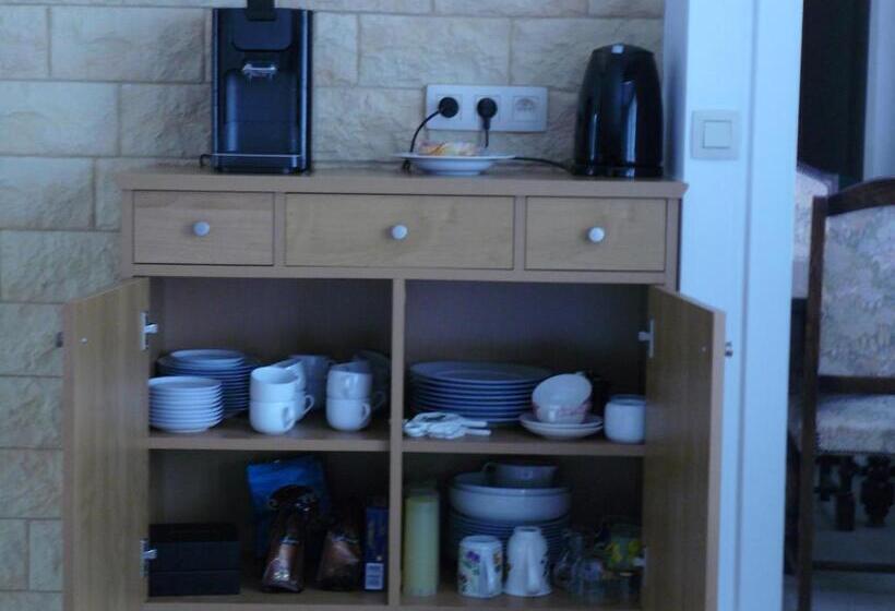 スタンダードルーム, Villa De Keyser