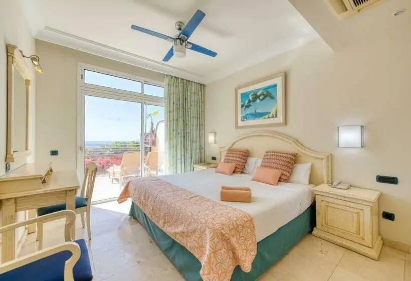 , Holiday Club Playa Amadores
