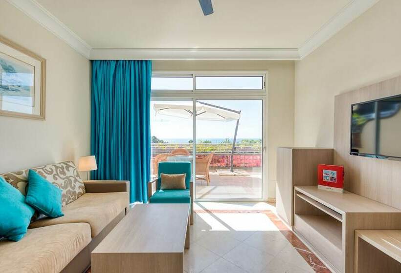 Люкс Deluxe 2 Спальни, Holiday Club Playa Amadores