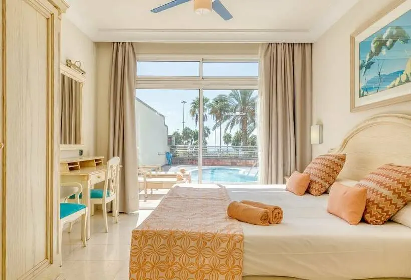 سوئیت دلوکس 2 خوابه, Holiday Club Playa Amadores
