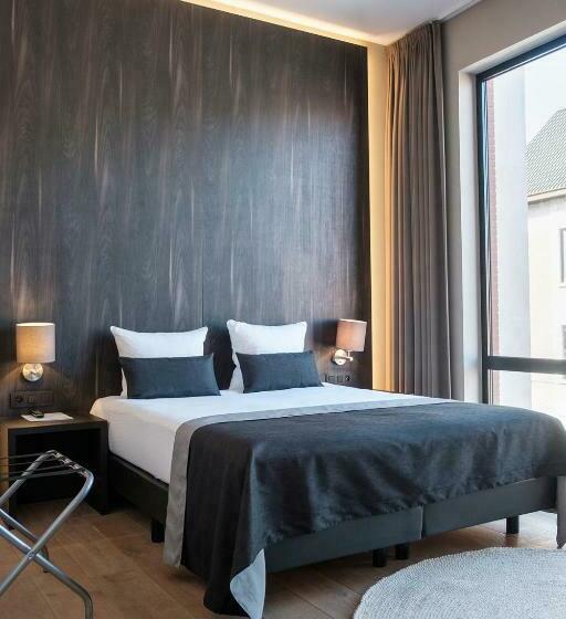 חדר קומפורט, Elisabeth