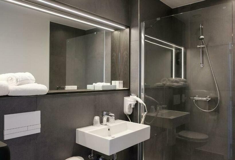 Standard Room with Views, Elisabeth