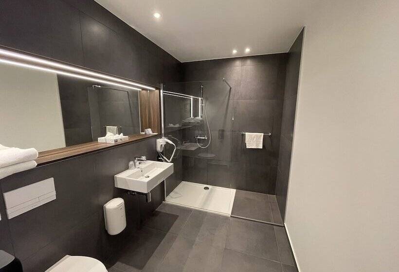 Standard Room with Views, Elisabeth