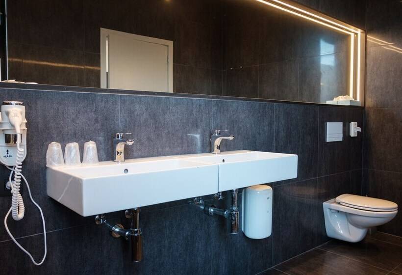 סוויטה, Elisabeth