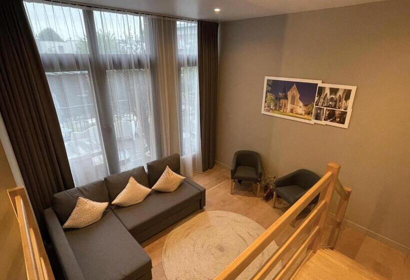 סוויטה, Elisabeth