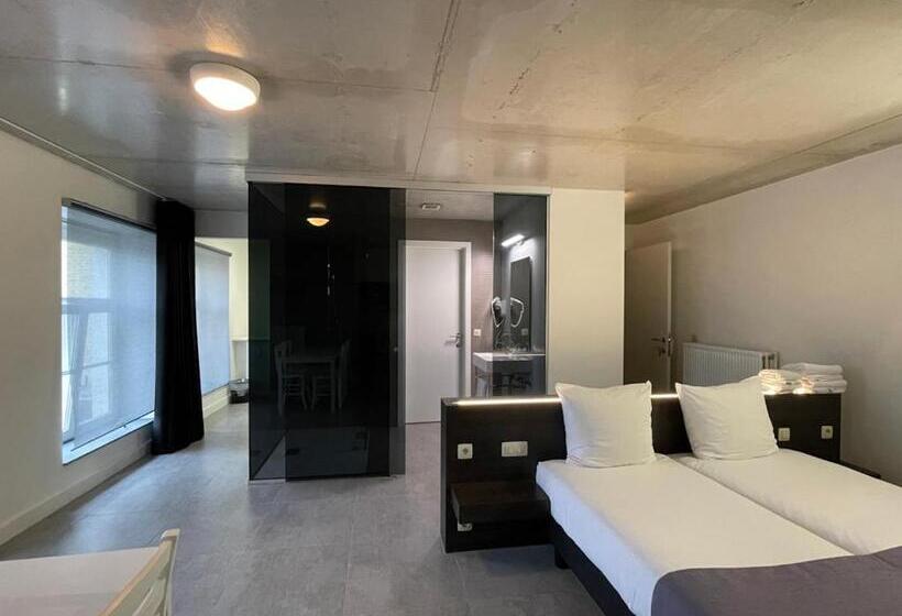 חדר סטודיו סטנדרד, Elisabeth