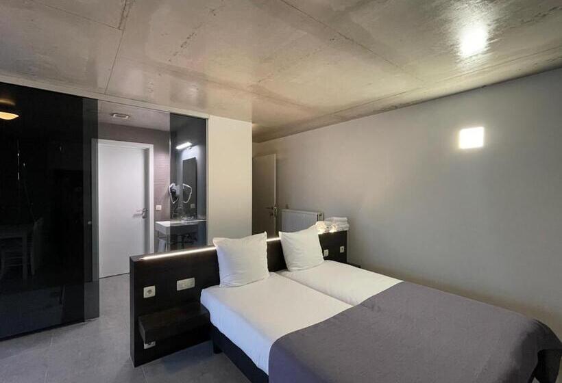 חדר סטודיו סטנדרד, Elisabeth