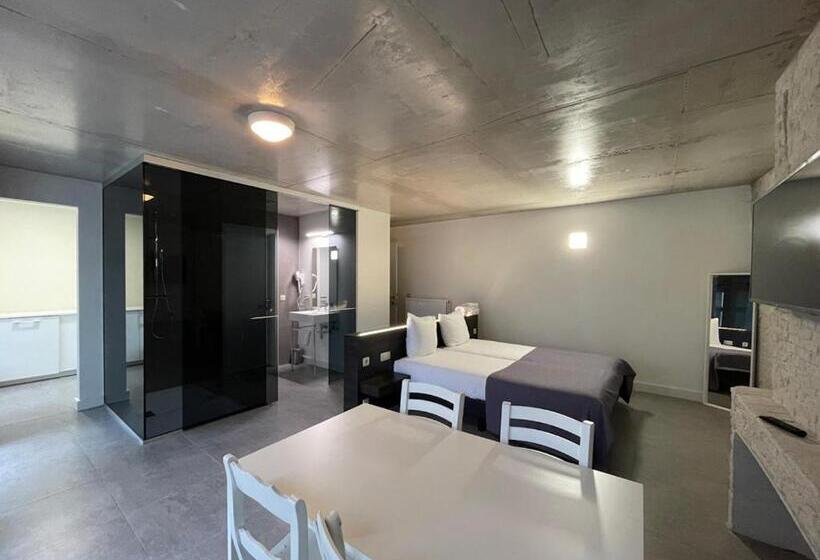 חדר סטודיו סטנדרד, Elisabeth