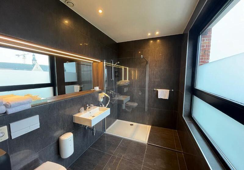 חדר קומפורט, Elisabeth