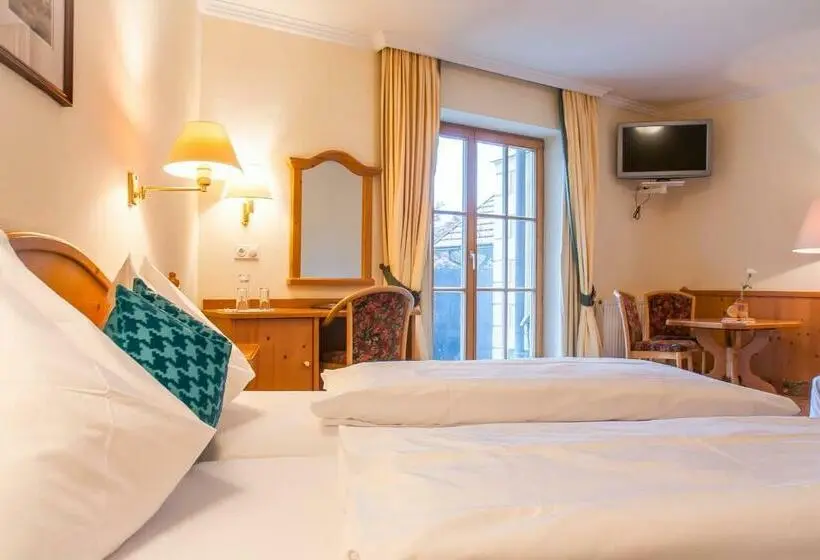 Standard Room with Balcony, Landhotel Drei Eichen