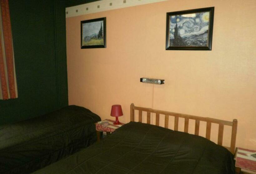 Номер Стандарт Трехместный, Le Liège