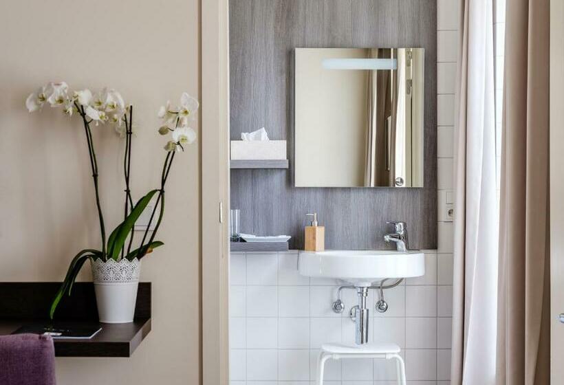 标准间, L'o De Vie